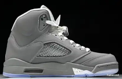Hyperoad Grey' Jordan Retro 5 'Wolf 0702